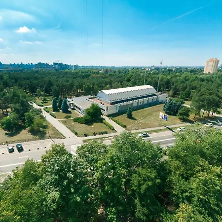Apartment On Henerala Zhmachenka Kiew